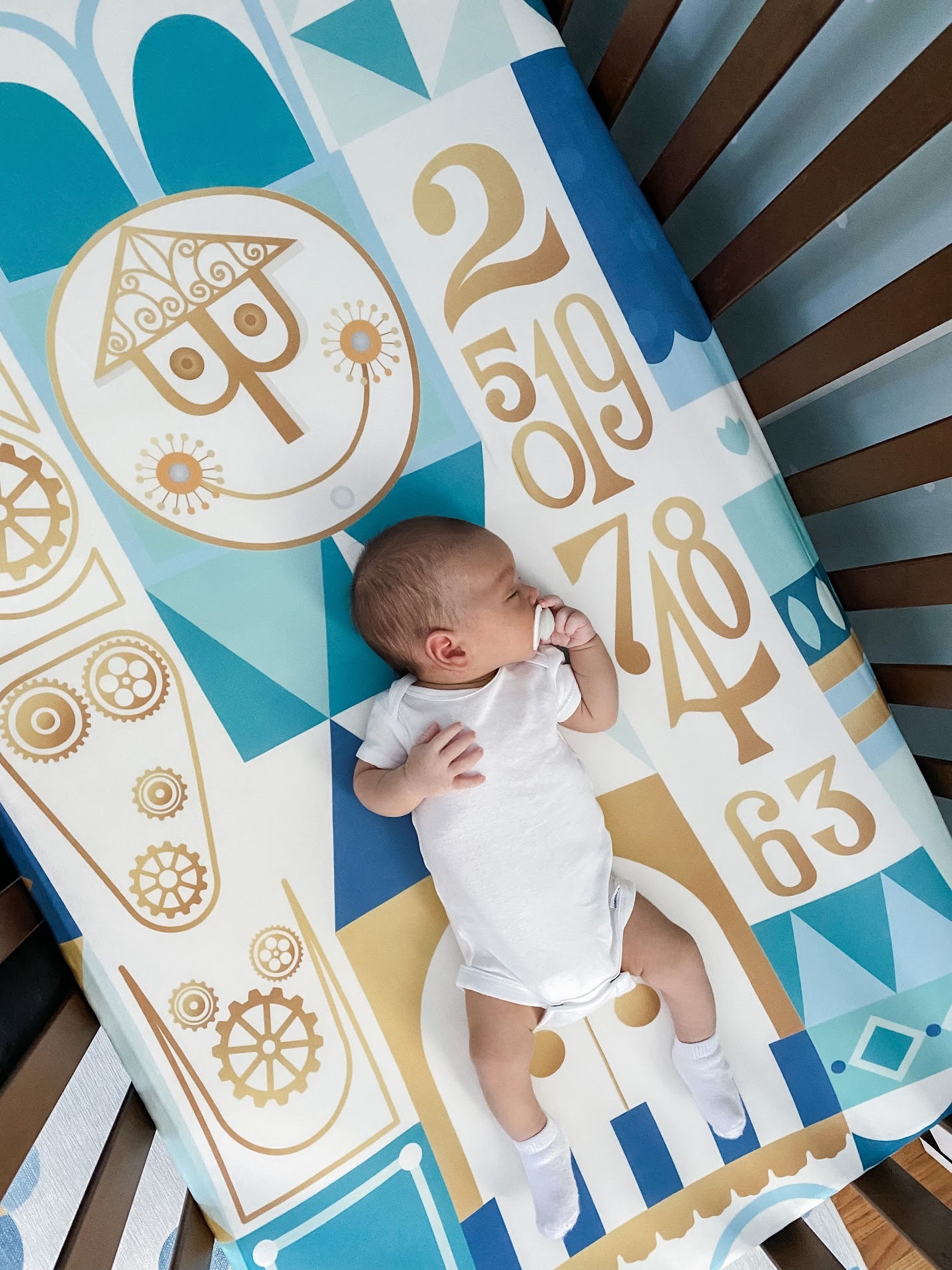 Blue It's a Small World Crib Sheet